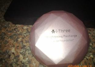 二手日用百貨 高溫自動噴化妝品、日用品設備轉讓，可定制燙金絲印工藝